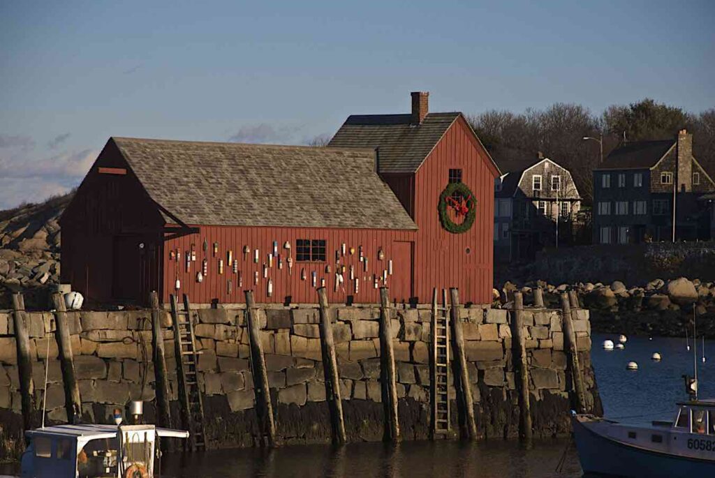 Motif #1 in the sunlight, with a boat intruding into the lower left corner