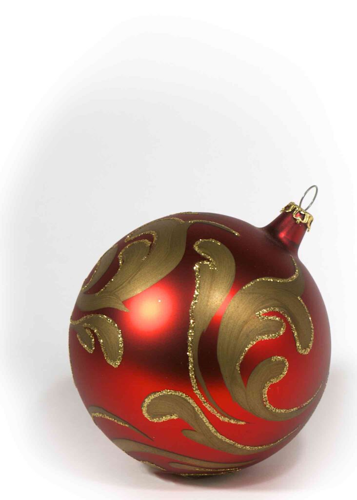 Fancier, red and gold ornament. Original image